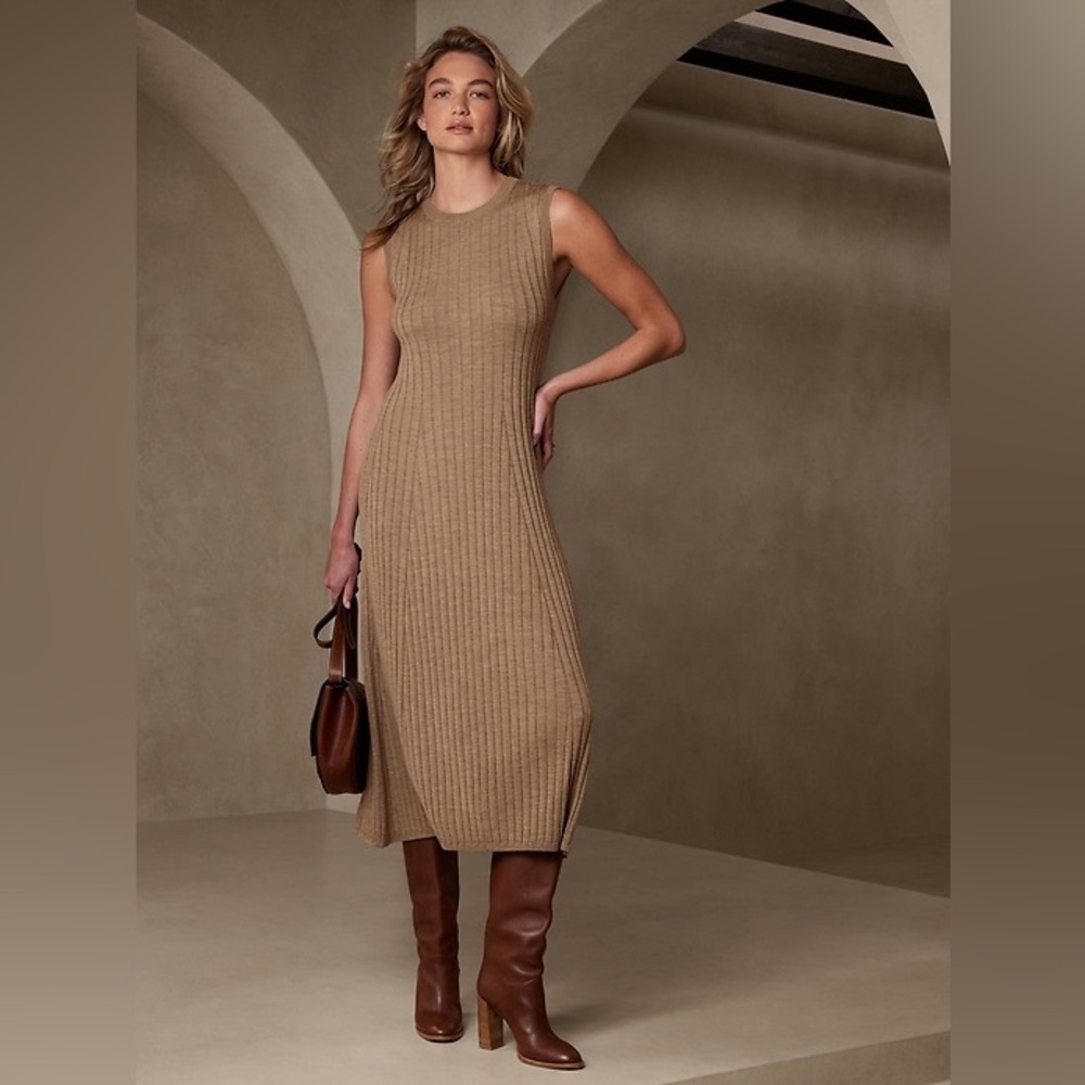 NWT! BANANA REPUBLIC CHESTNUT ANDIAMO MERINO SWEATER DRESS 🍇